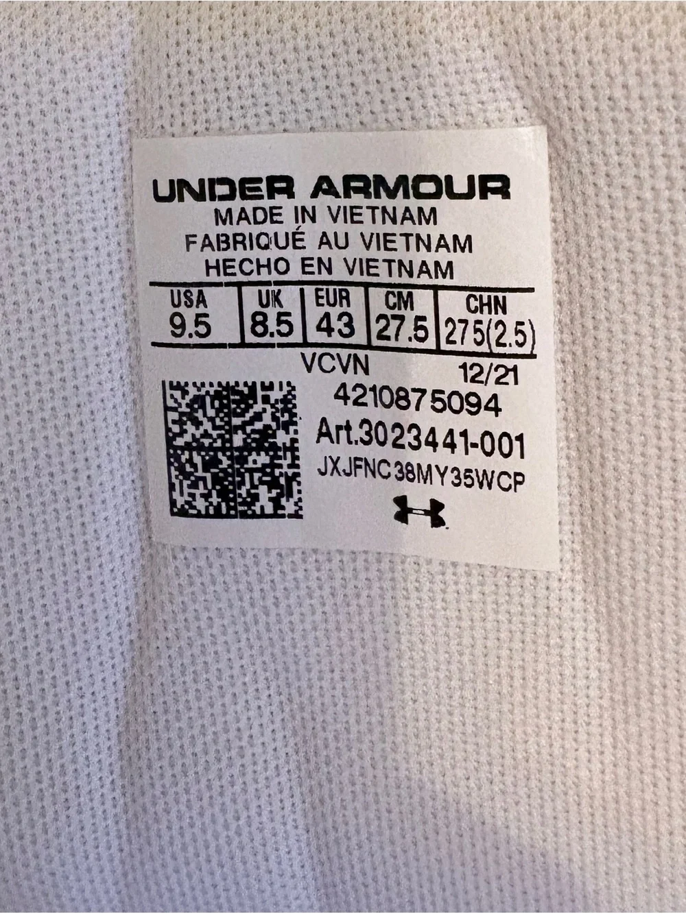 Under Armour Black and White Leadoff Athletic Baseball Cleats 9.5 M